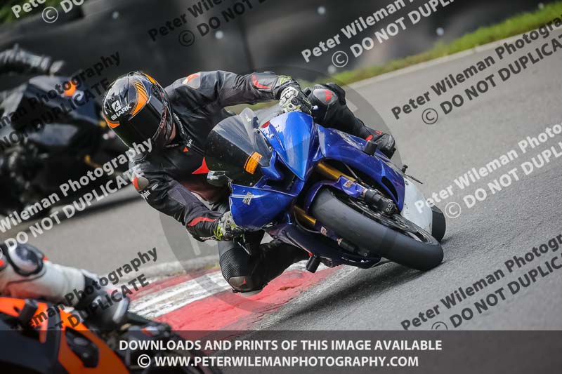 cadwell no limits trackday;cadwell park;cadwell park photographs;cadwell trackday photographs;enduro digital images;event digital images;eventdigitalimages;no limits trackdays;peter wileman photography;racing digital images;trackday digital images;trackday photos